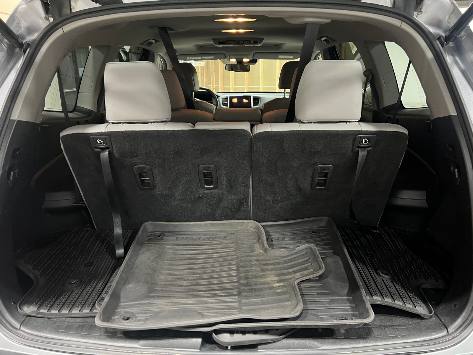 Thumbnail: 2017 Honda Pilot - 6