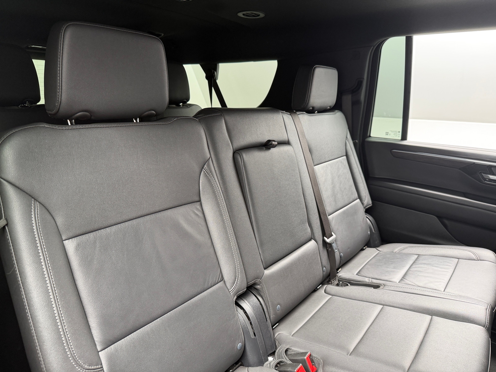 Thumbnail: 2025 Chevrolet Suburban - 5