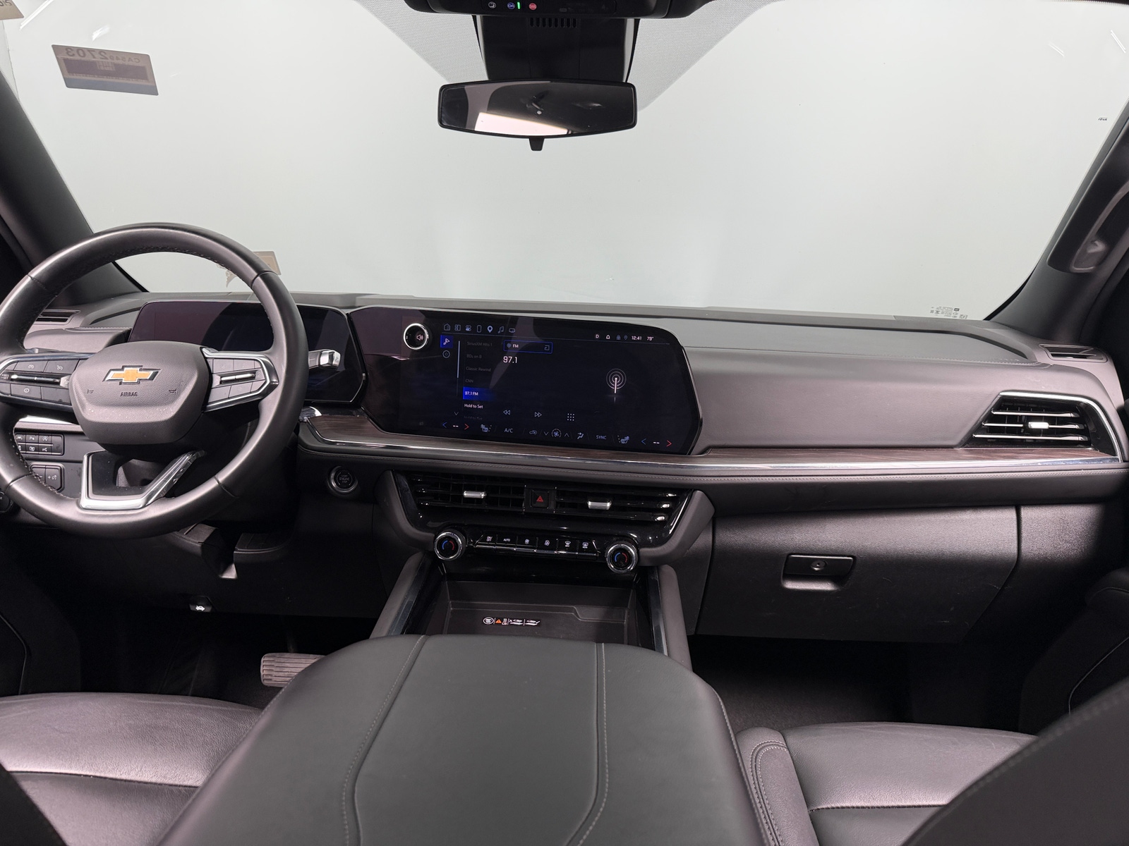 Thumbnail: 2025 Chevrolet Suburban - 2