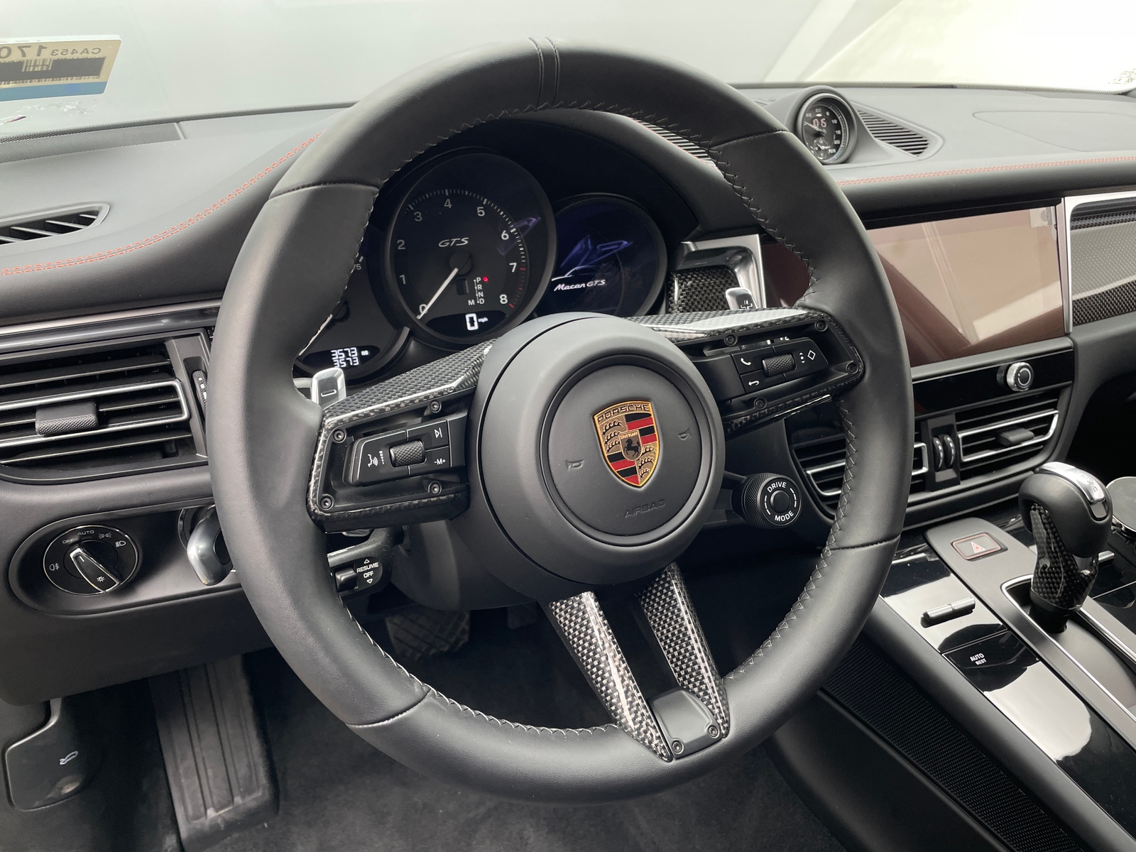 Thumbnail: 2024 Porsche Macan - 4