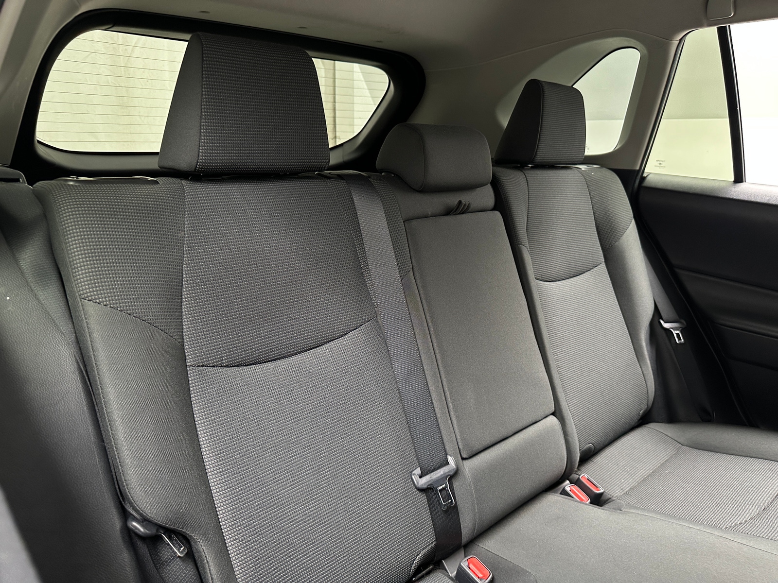 Thumbnail: 2020 Toyota RAV4 - 6