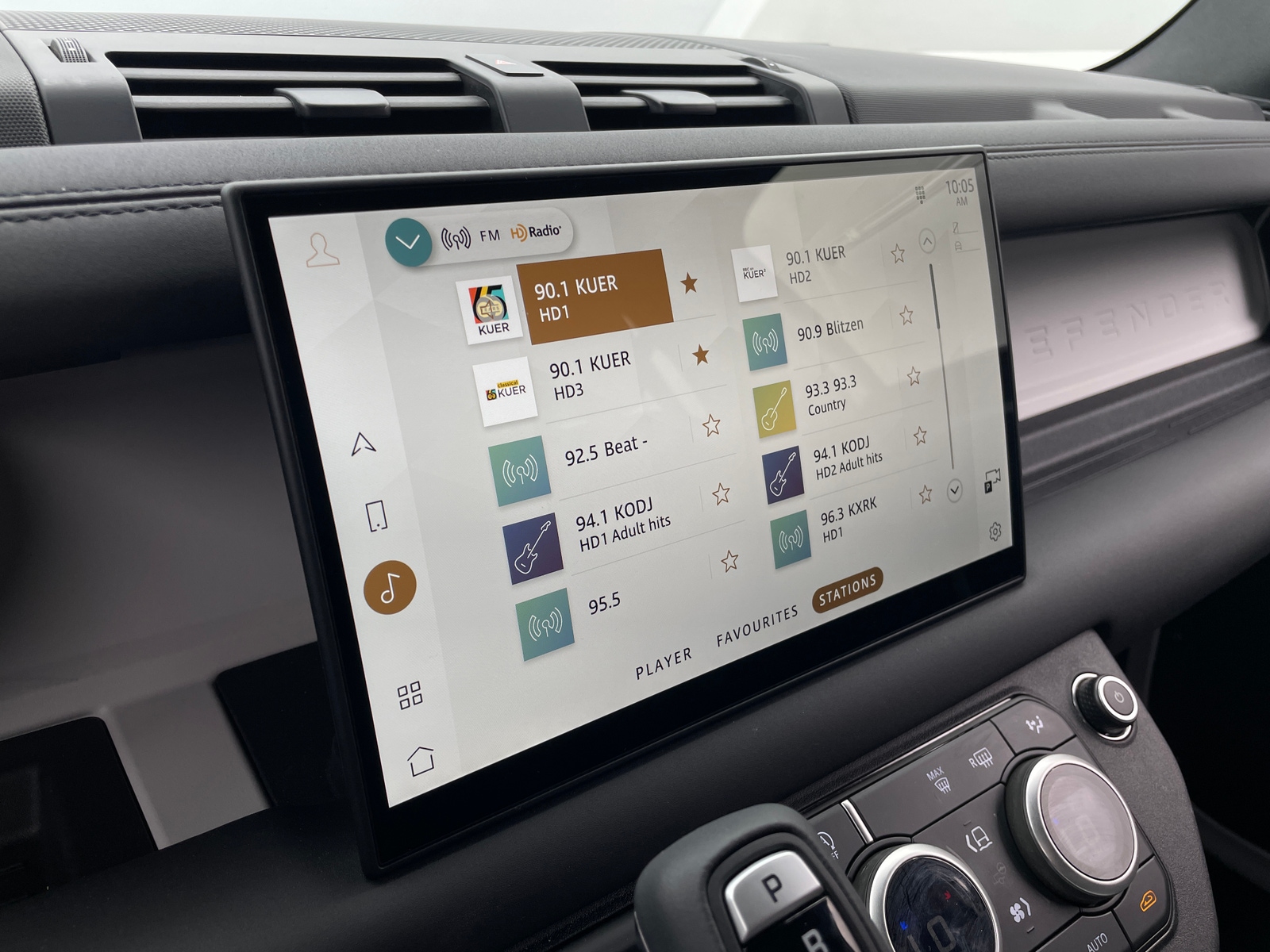 Thumbnail: 2025 Land Rover Defender - 3