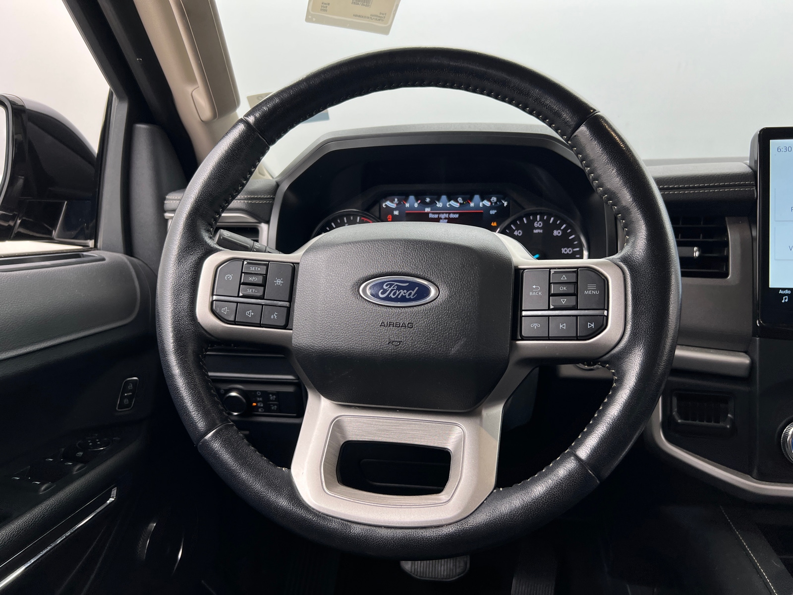 Thumbnail: 2022 Ford Expedition - 5