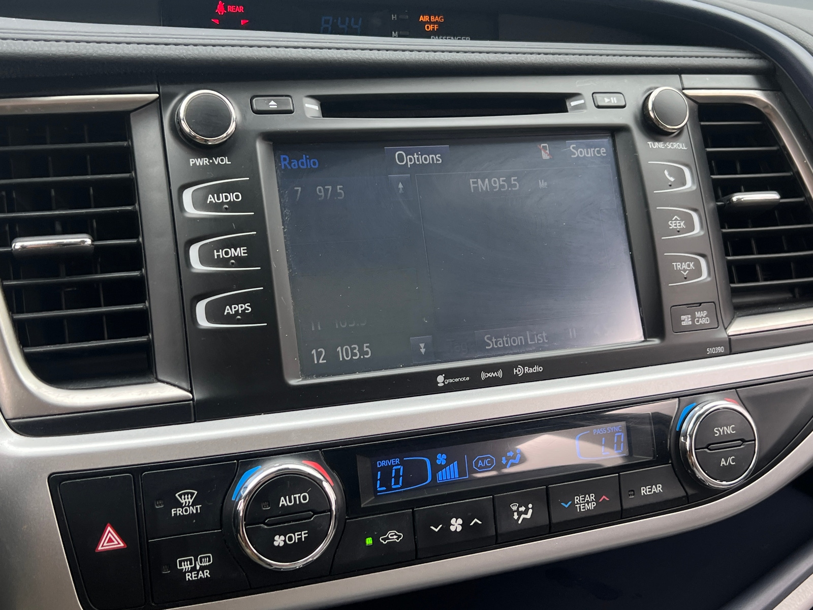 Thumbnail: 2019 Toyota Highlander - 3