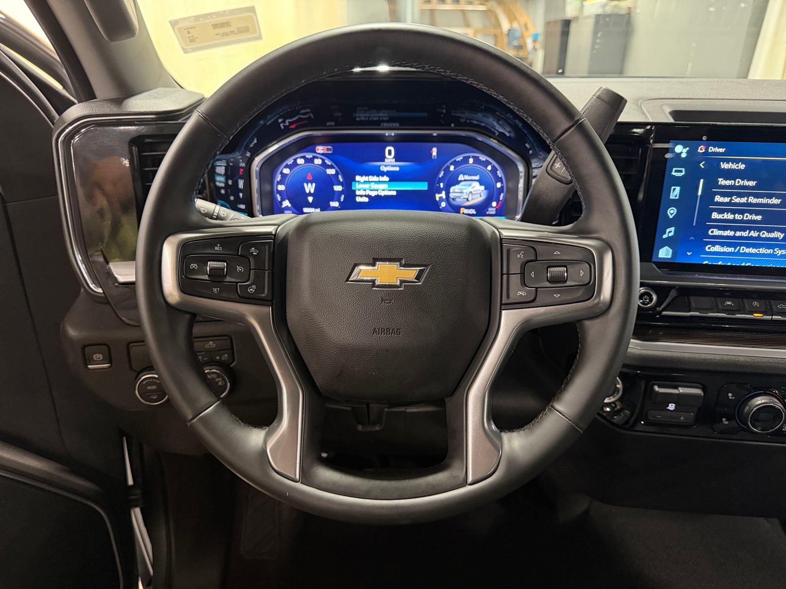 Thumbnail: 2026 Chevrolet Silverado 1500 - 5