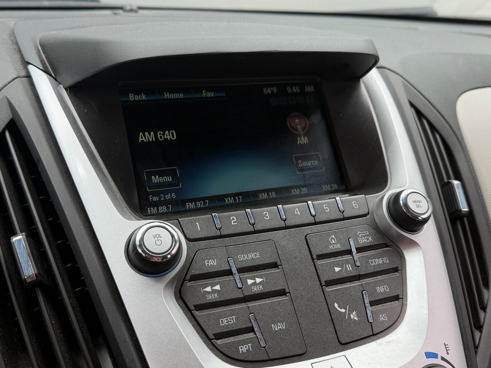 Thumbnail: 2017 Chevrolet Equinox - 4