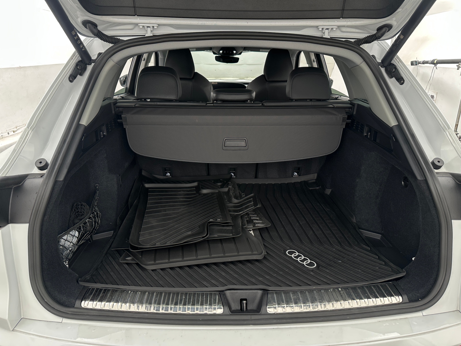 Thumbnail: 2025 Audi Q5 - 6
