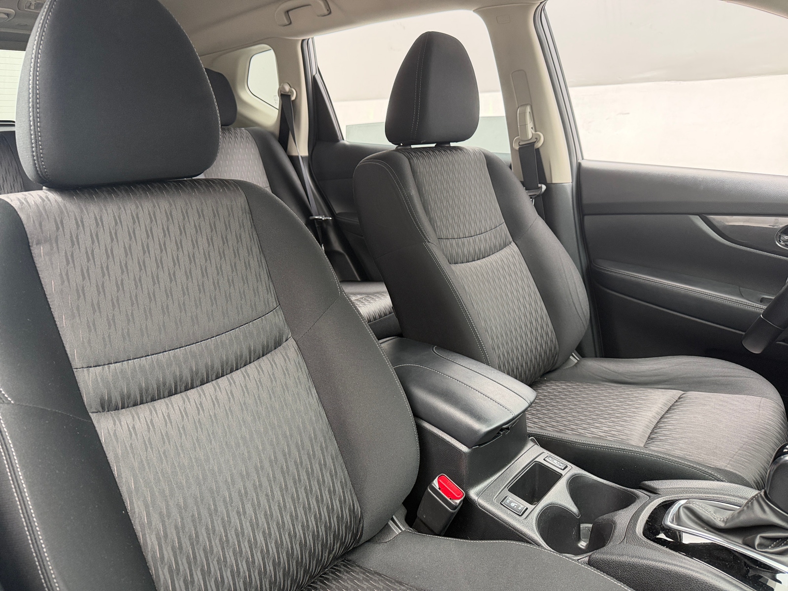 Thumbnail: 2020 Nissan Rogue - 2