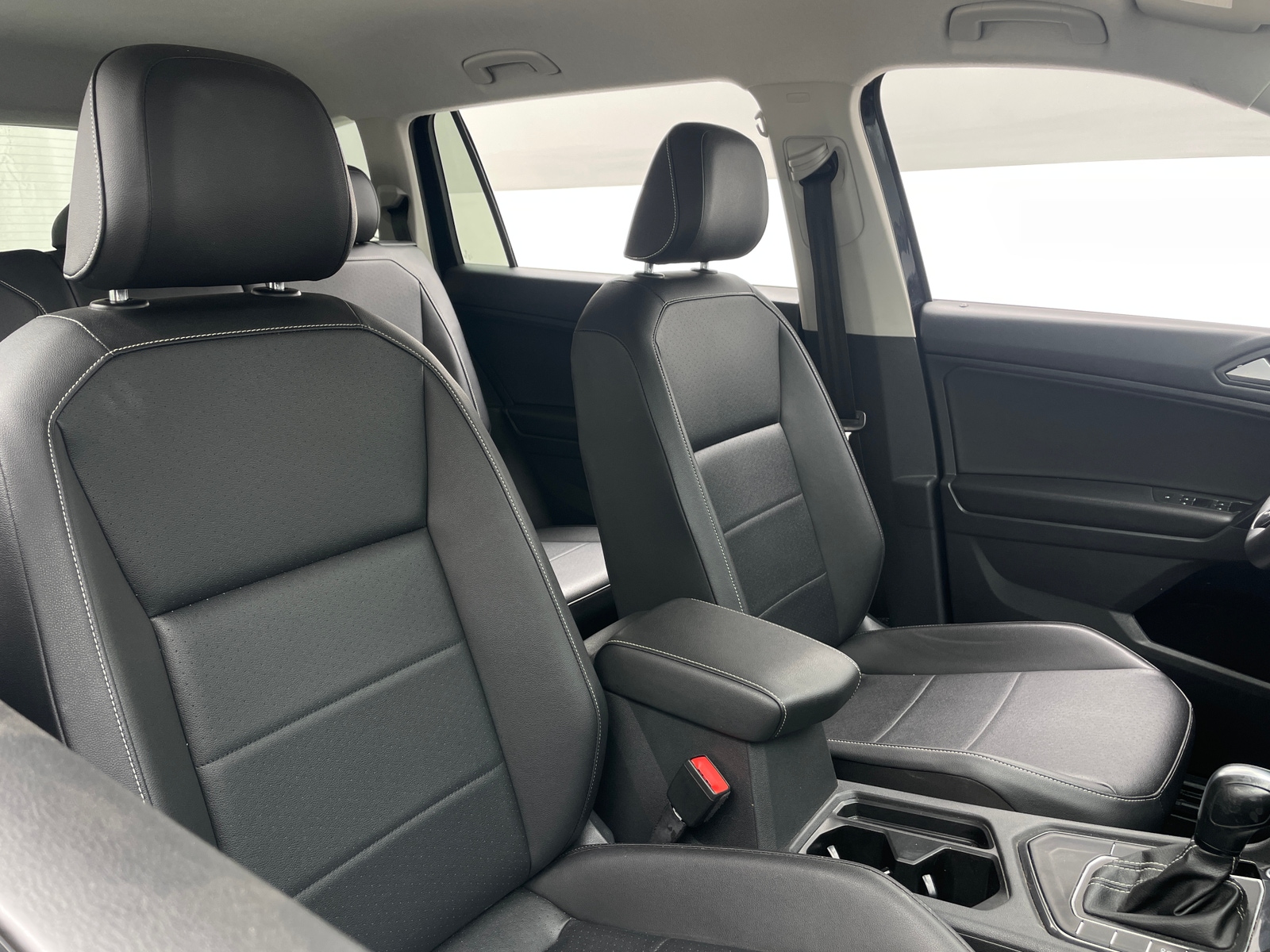 Thumbnail: 2021 Volkswagen Tiguan - 2