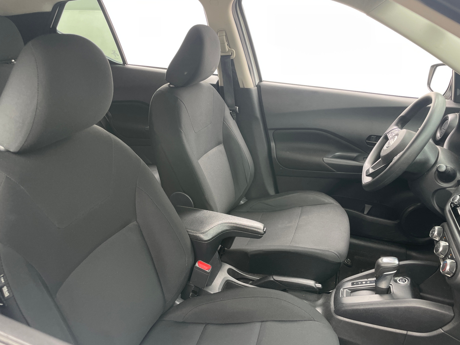 Thumbnail: 2023 Nissan Kicks - 2