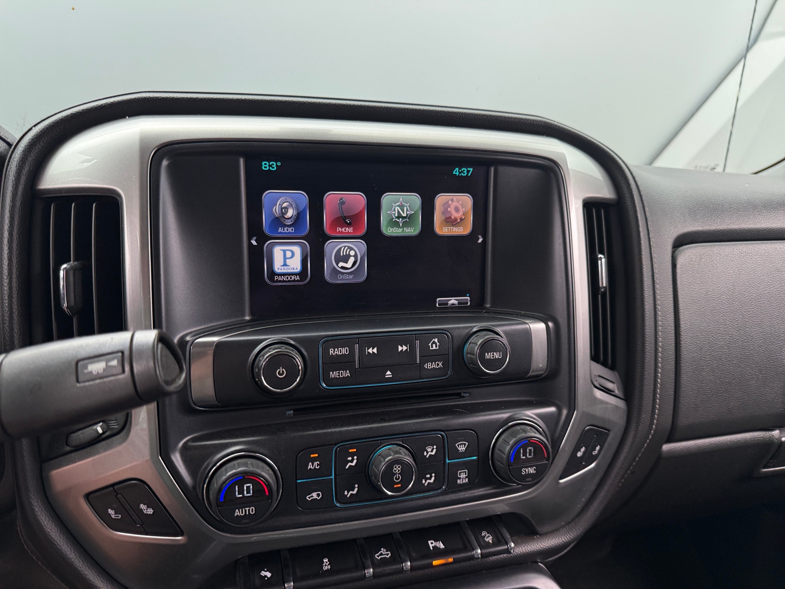 Thumbnail: 2015 Chevrolet Silverado 2500 - 3