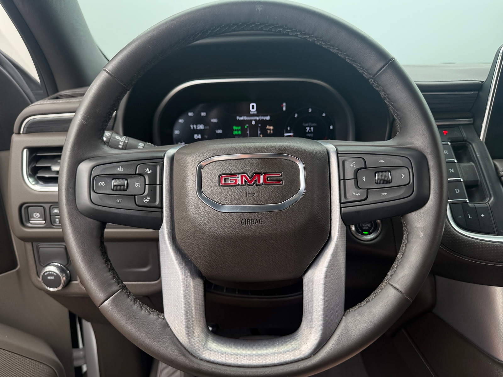 Thumbnail: 2023 GMC Yukon - 4