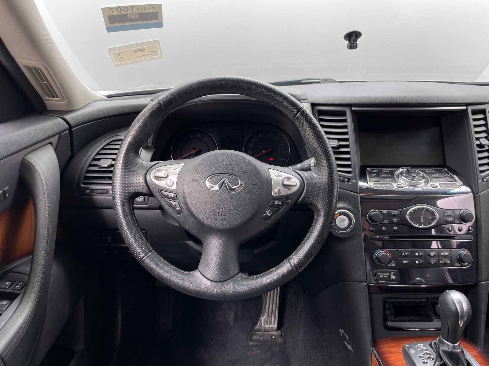 Thumbnail: 2011 INFINITI FX35 - 4