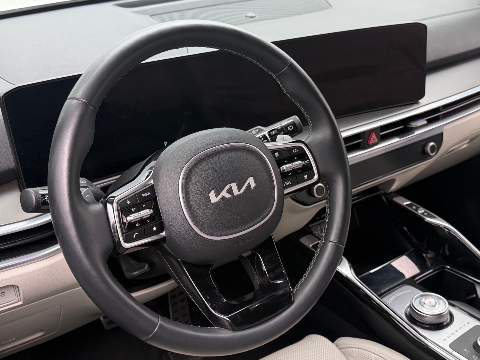 Thumbnail: 2025 Kia Sorento - 4