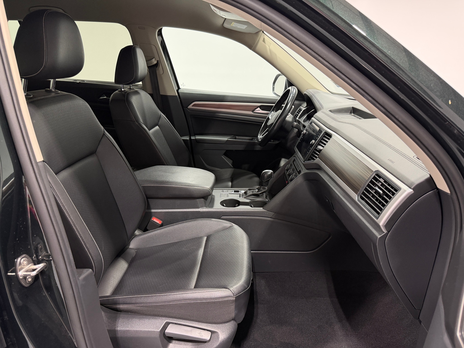 Thumbnail: 2021 Volkswagen Atlas - 2