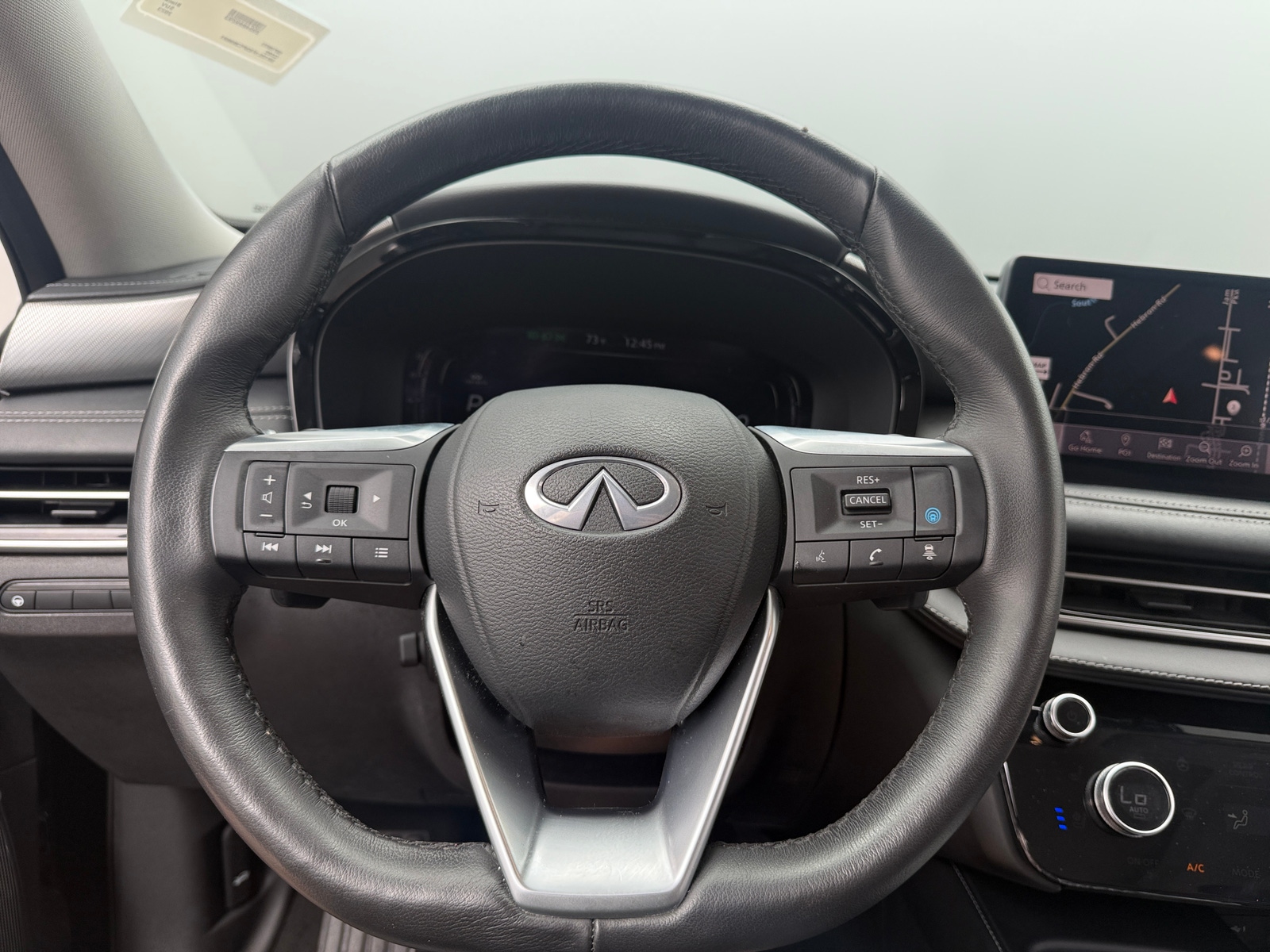 Thumbnail: 2023 INFINITI QX60 - 4