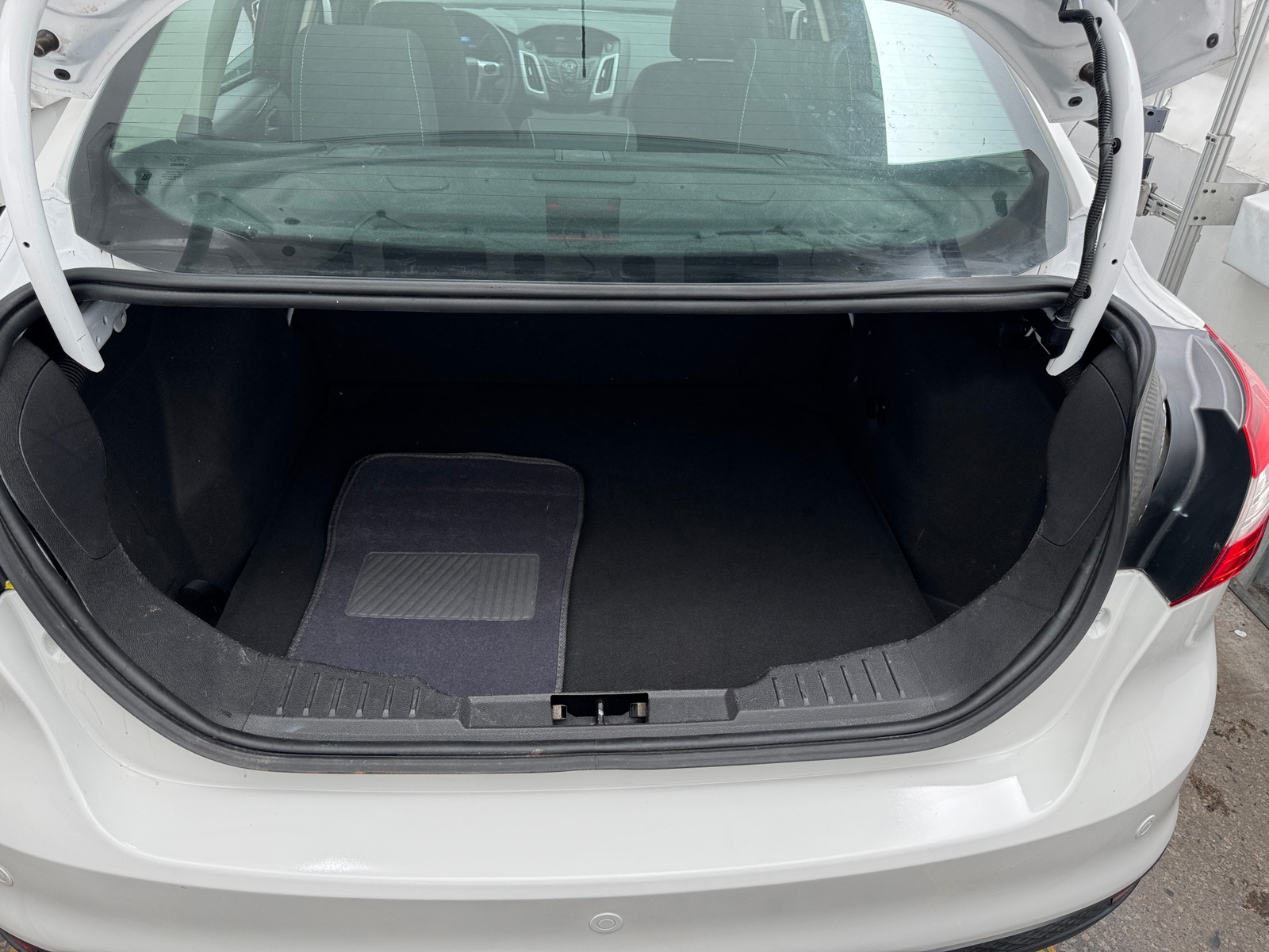 Thumbnail: 2014 Ford Focus - 7