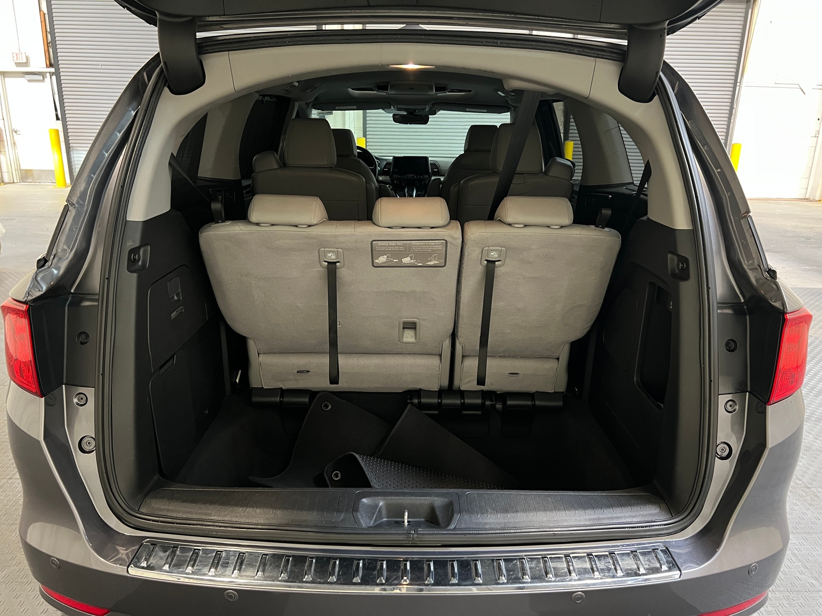 Thumbnail: 2018 Honda Odyssey - 6