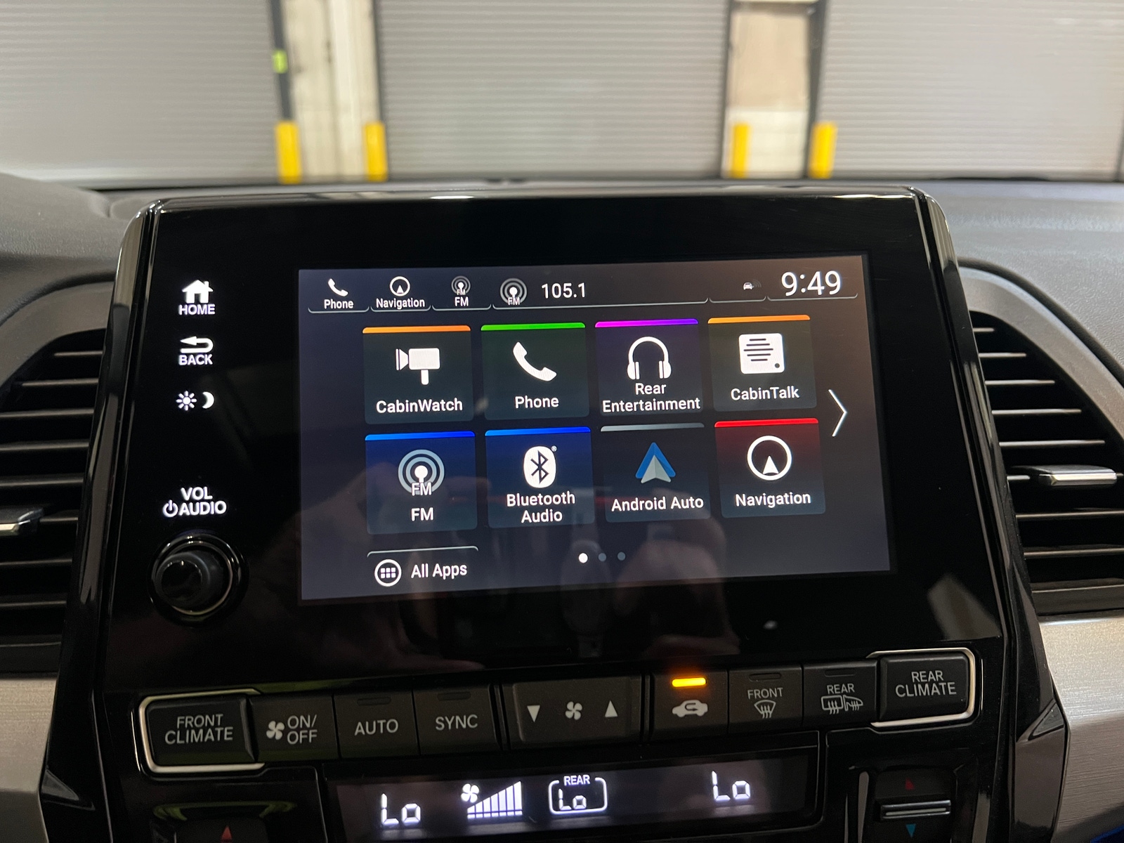 Thumbnail: 2018 Honda Odyssey - 3