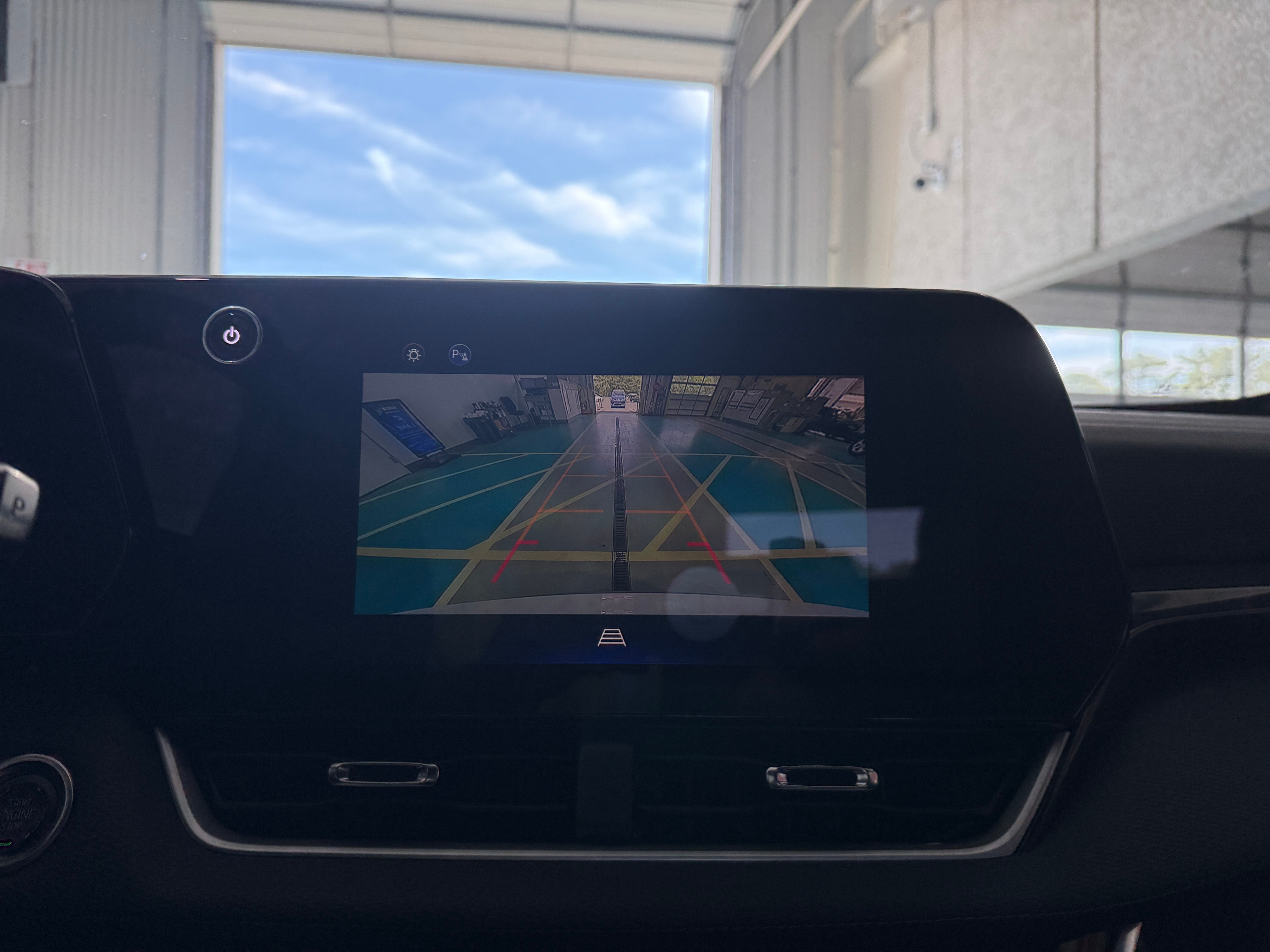 2025 Chevrolet Equinox LT - Photo 14