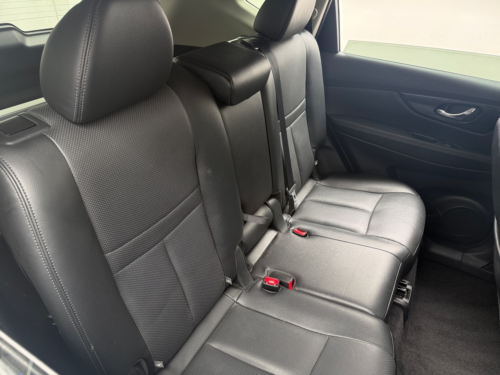 Thumbnail: 2015 Nissan Rogue - 5