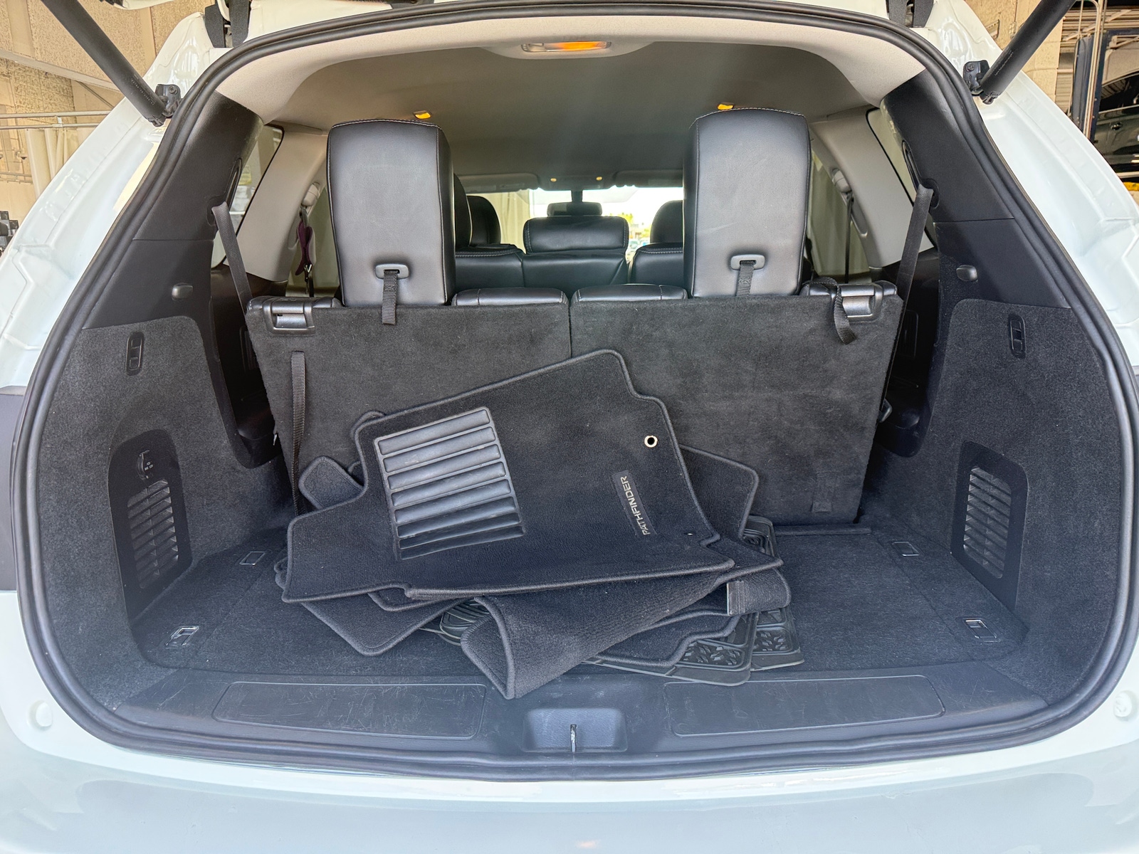 Thumbnail: 2019 Nissan Pathfinder - 6