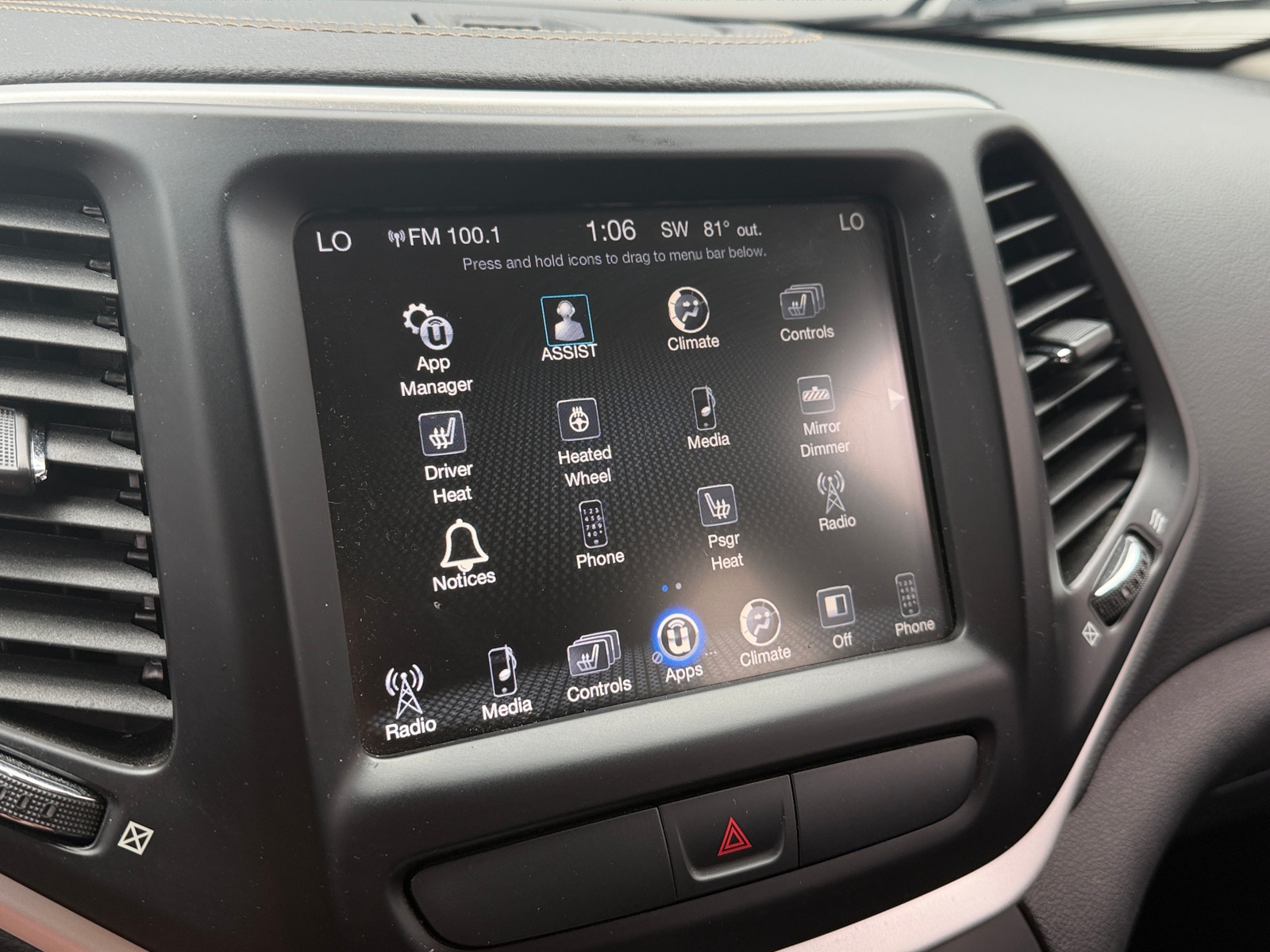 Thumbnail: 2018 Jeep Cherokee - 4