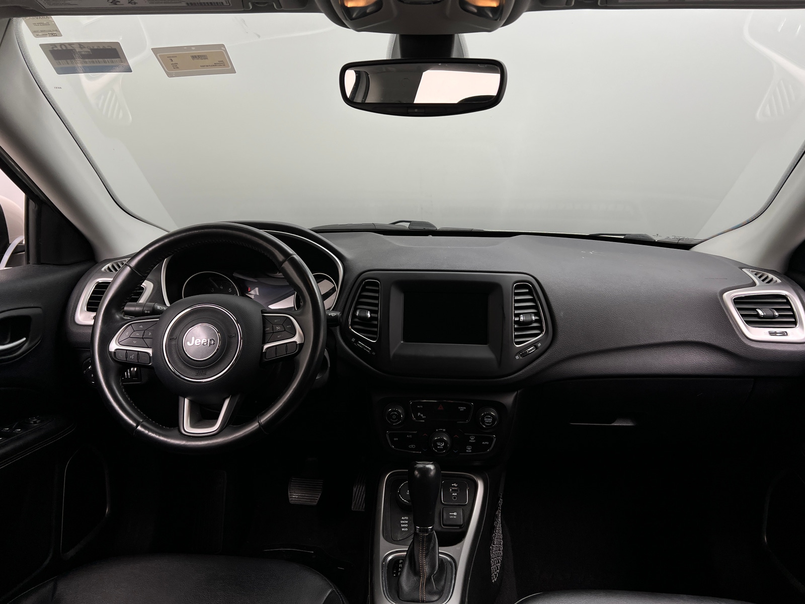 Thumbnail: 2018 Jeep Compass - 3