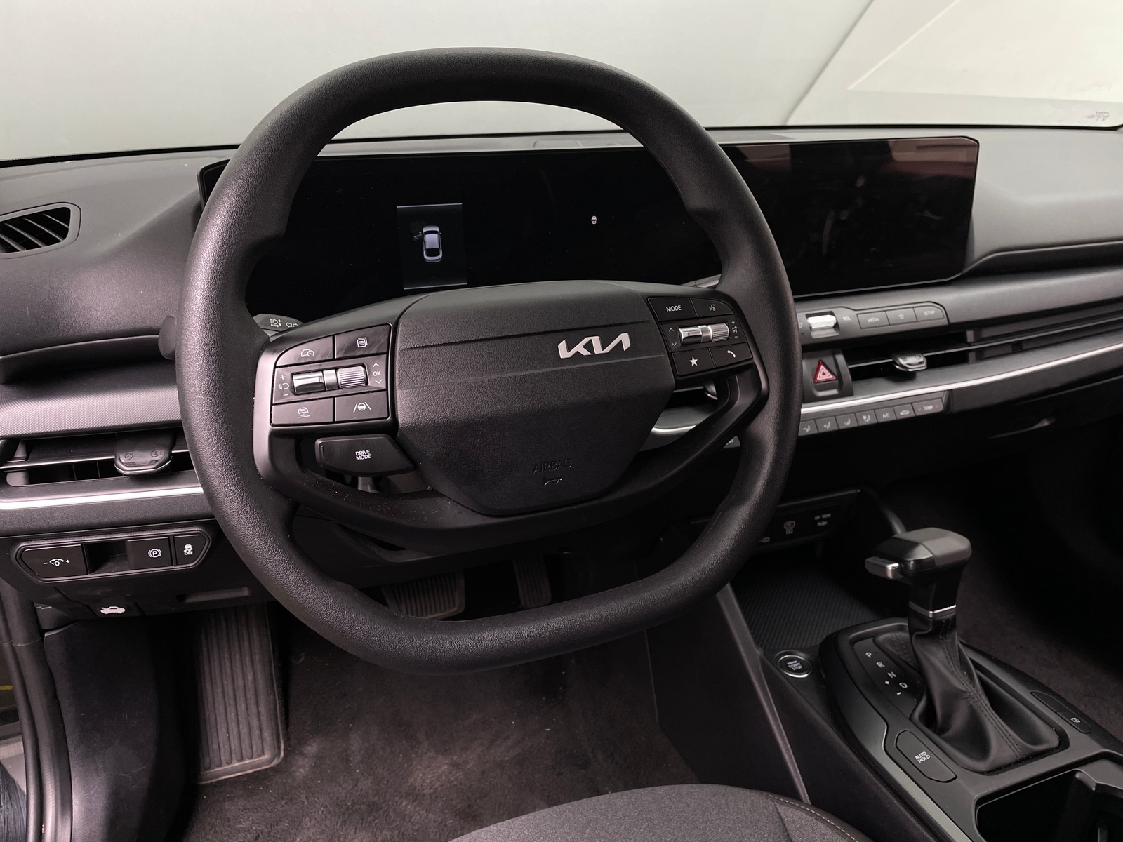 Thumbnail: 2025 Kia K4 - 5
