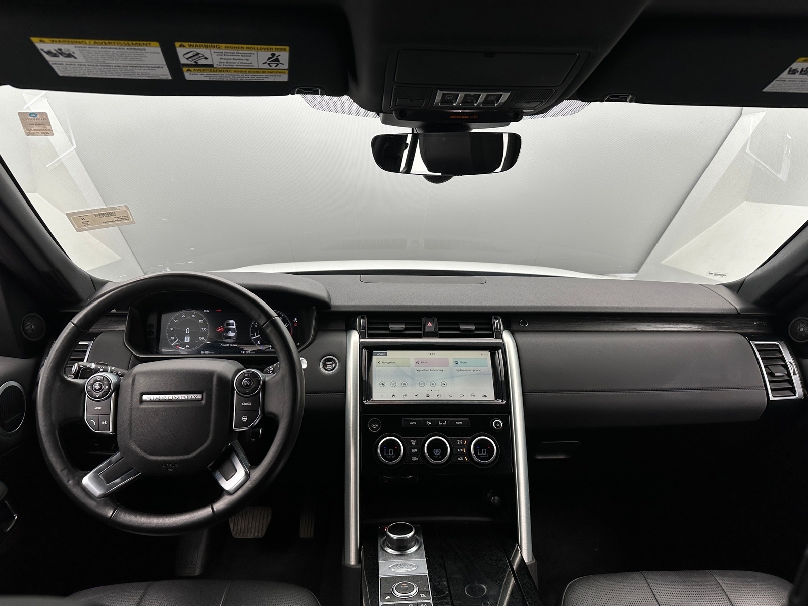 Thumbnail: 2018 Land Rover Discovery - 2