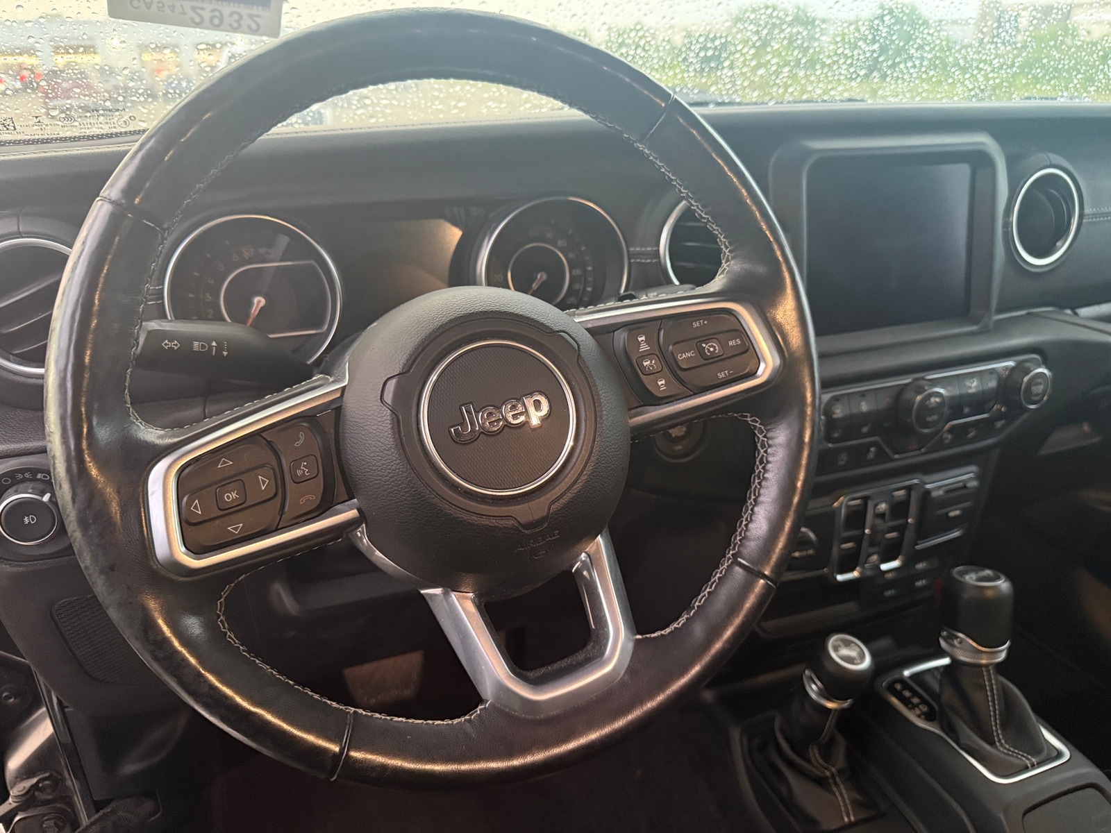 Thumbnail: 2019 Jeep Wrangler - 4