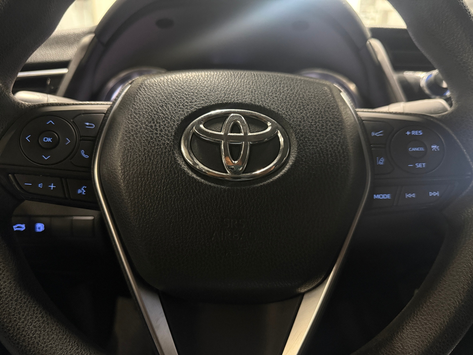 Thumbnail: 2018 Toyota Camry - 5