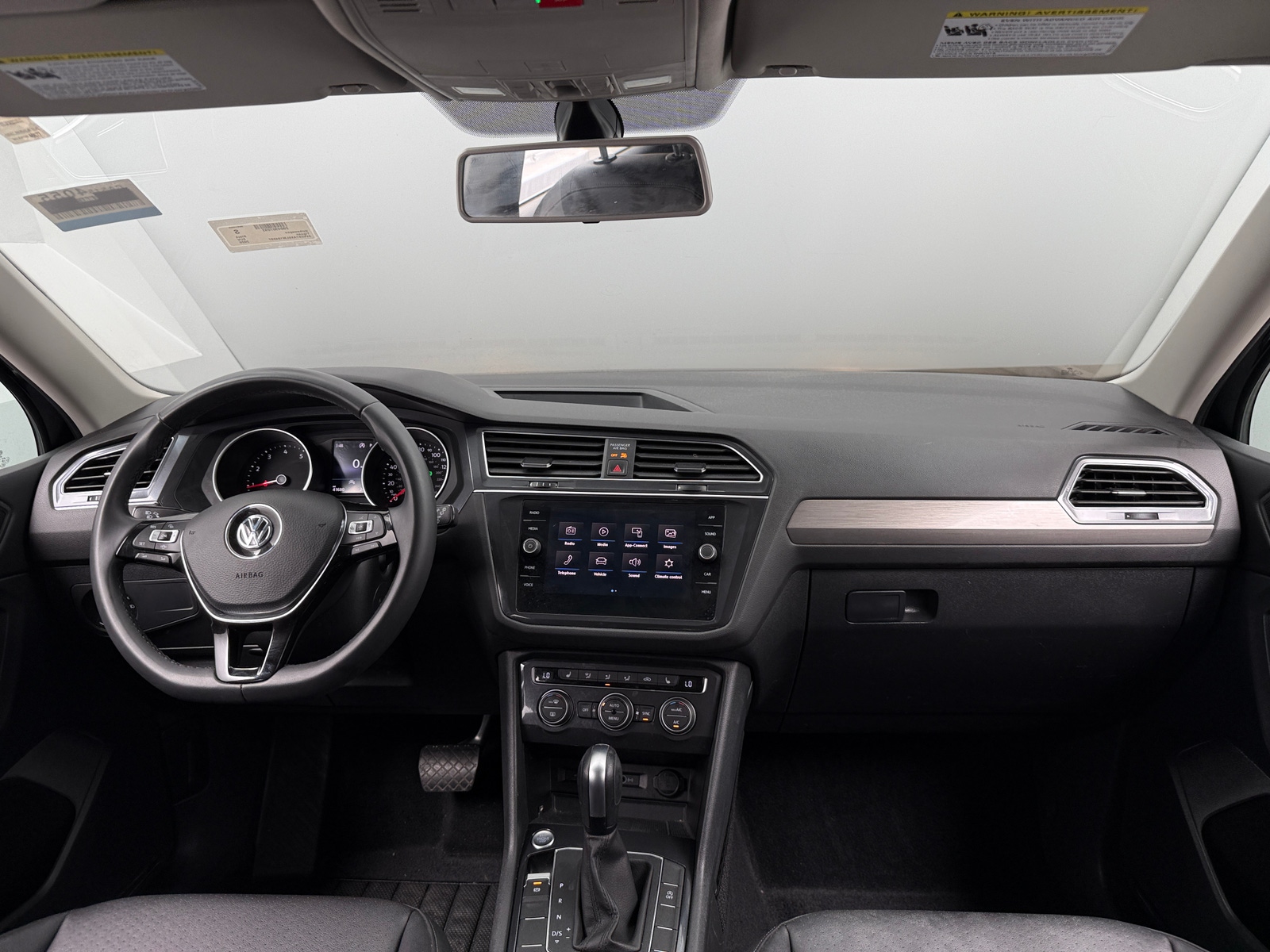 Thumbnail: 2020 Volkswagen Tiguan - 2
