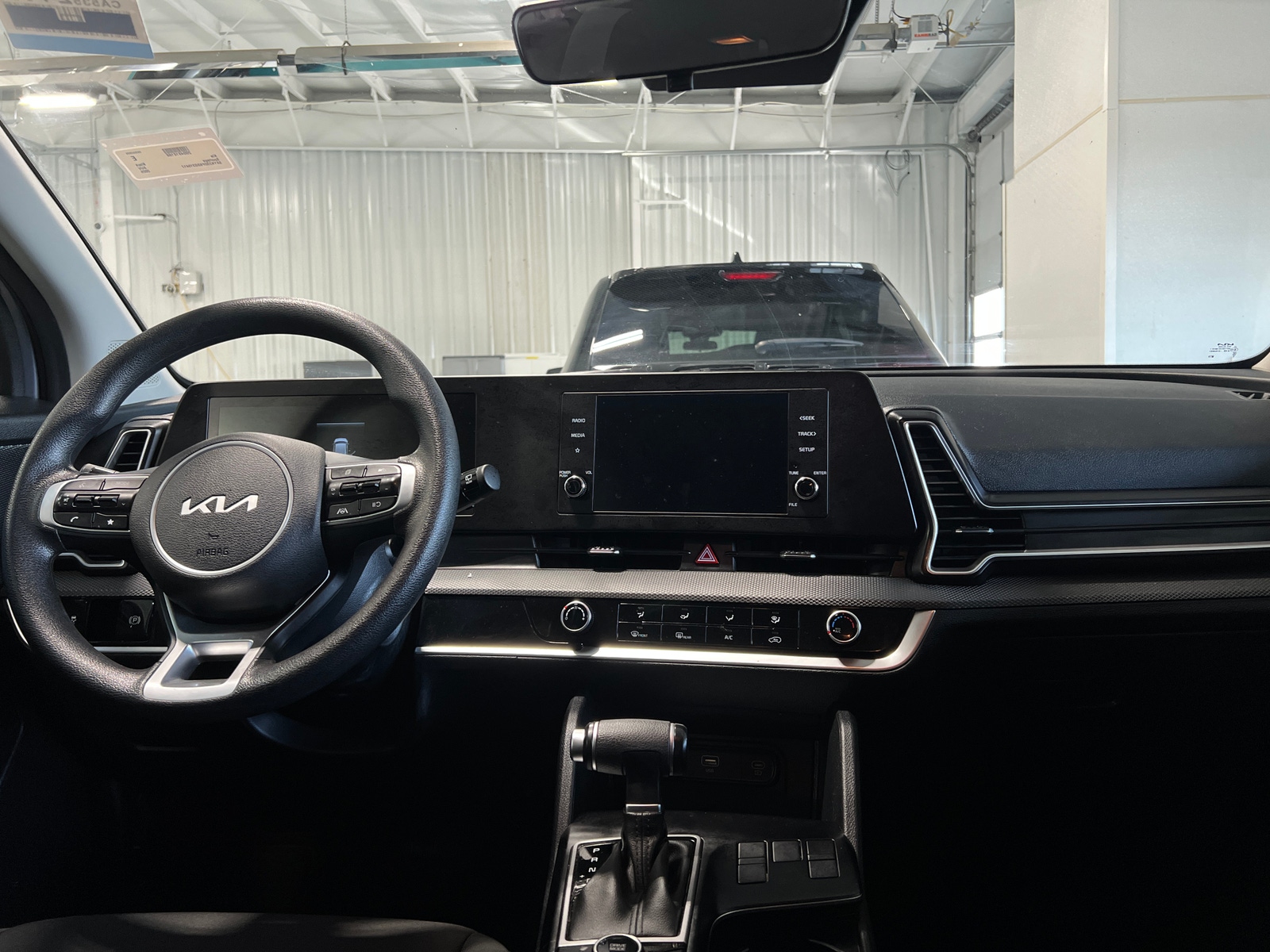 Thumbnail: 2025 Kia Sportage - 3