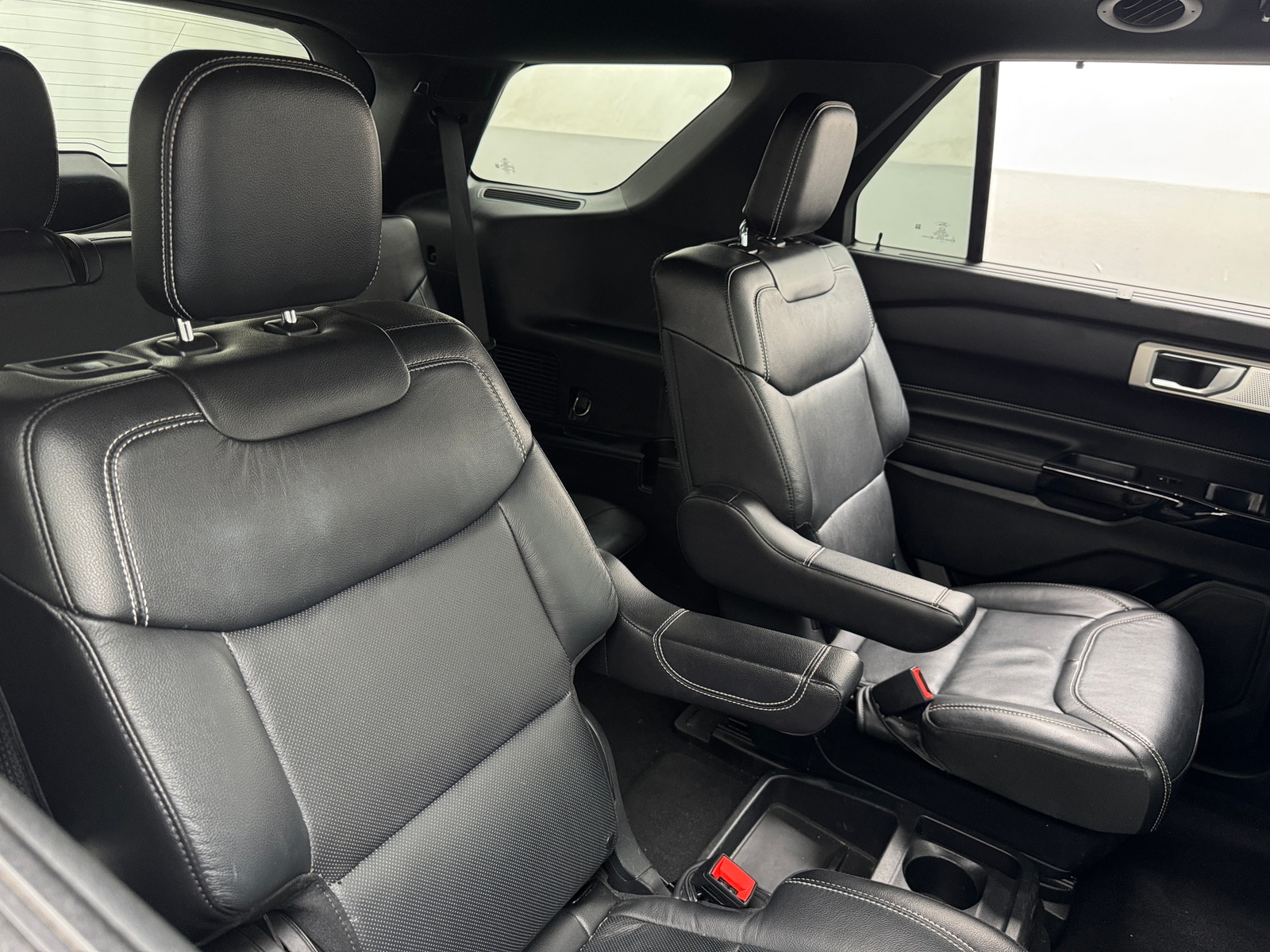 Thumbnail: 2021 Ford Explorer - 5