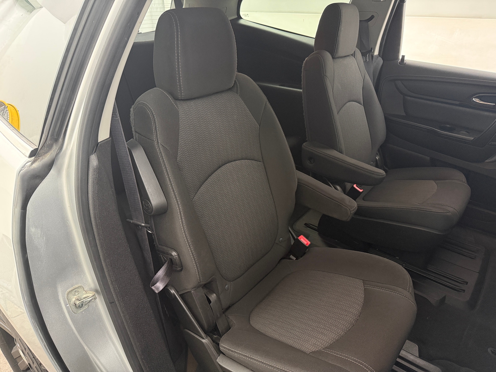 Thumbnail: 2015 Chevrolet Traverse - 6