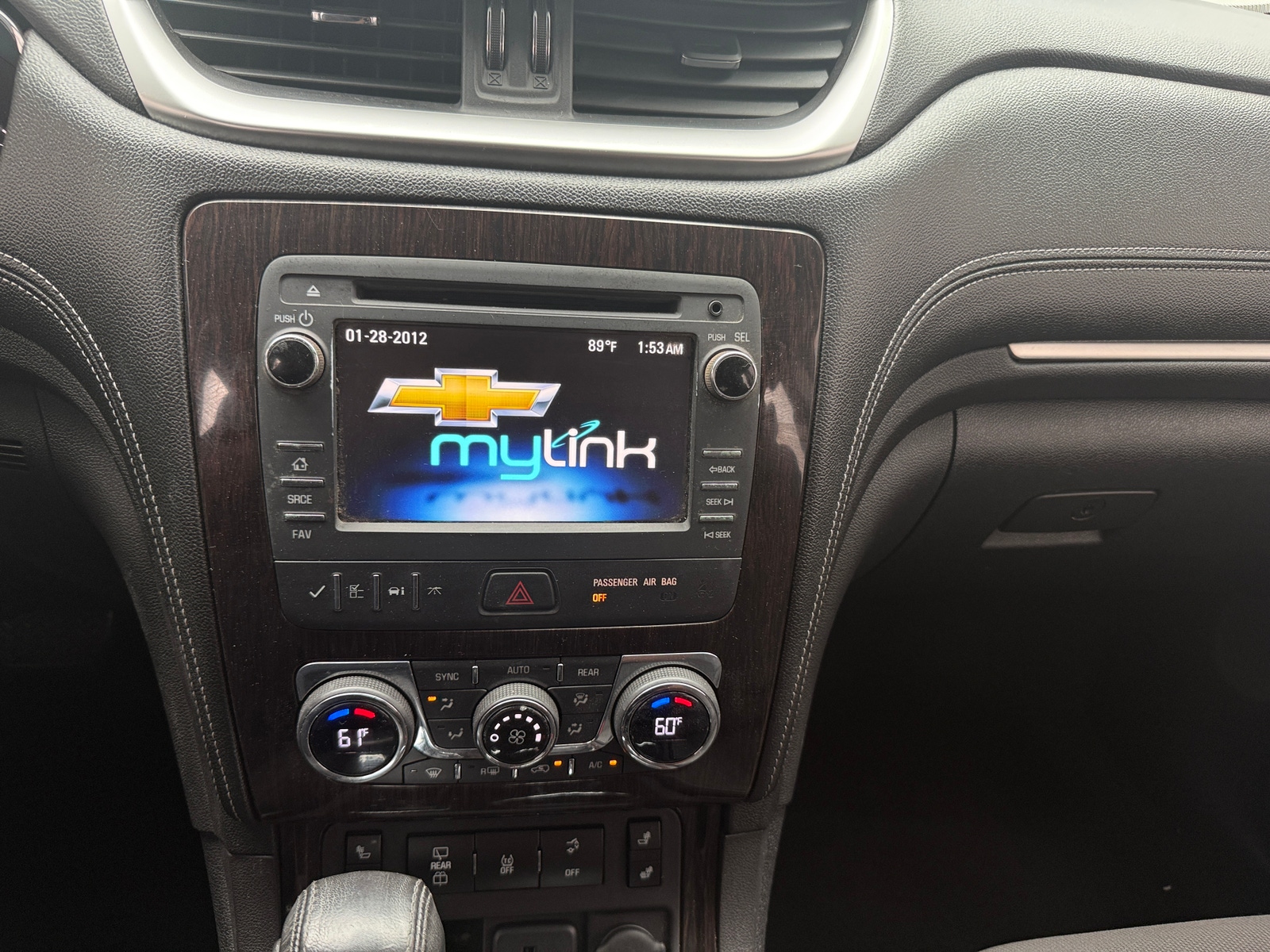 Thumbnail: 2015 Chevrolet Traverse - 4