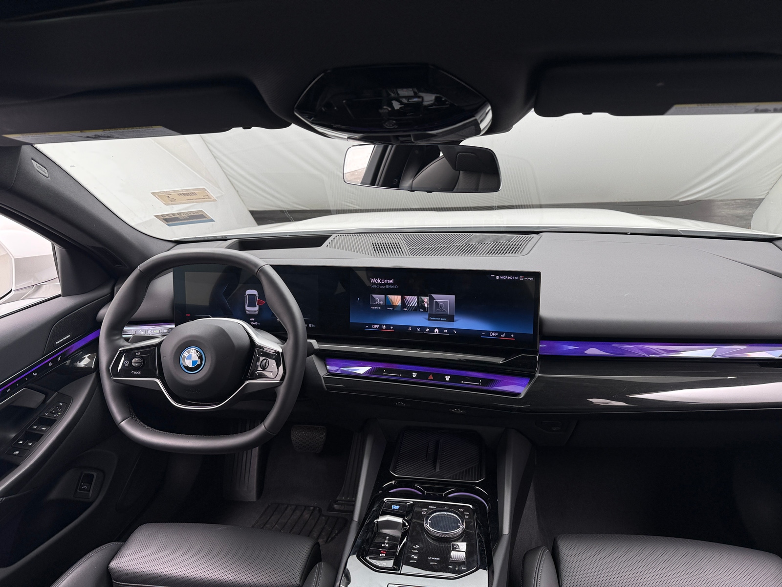 Thumbnail: 2025 BMW i5 - 2