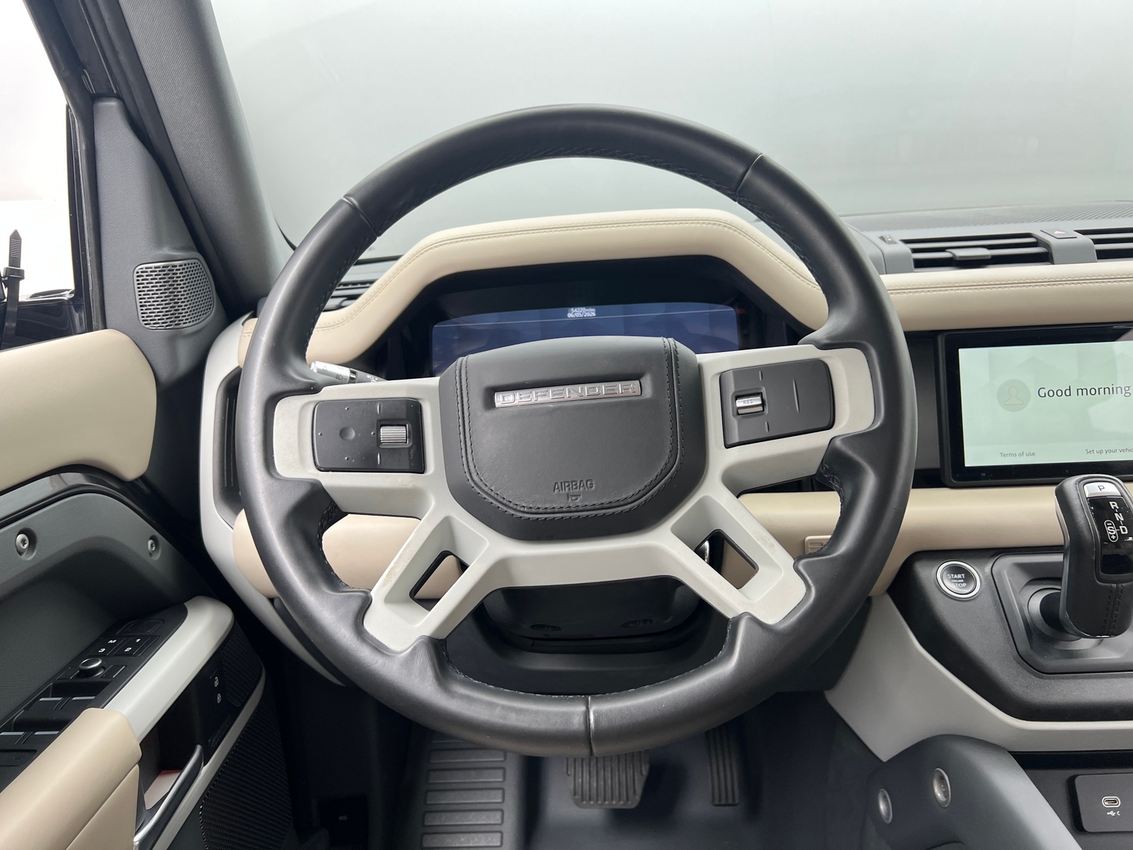 Thumbnail: 2020 Land Rover Defender - 4