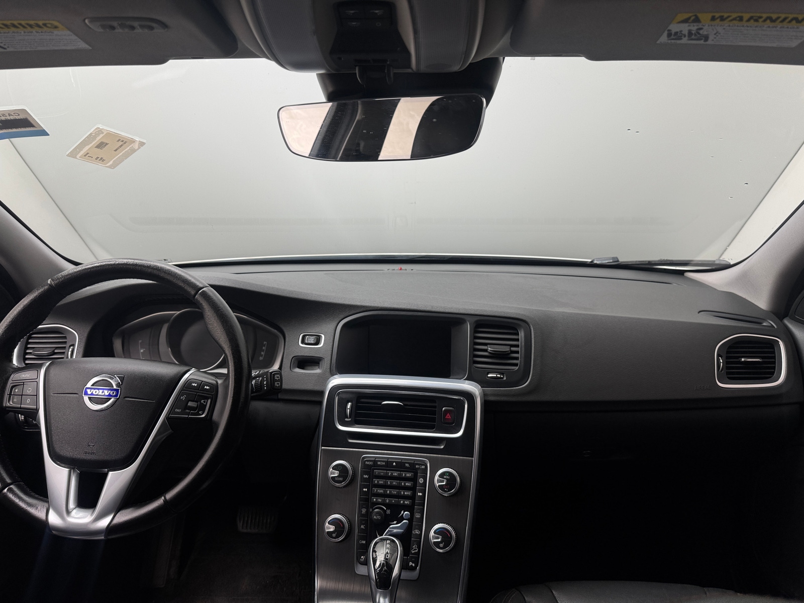 Thumbnail: 2016 Volvo V60 - 2