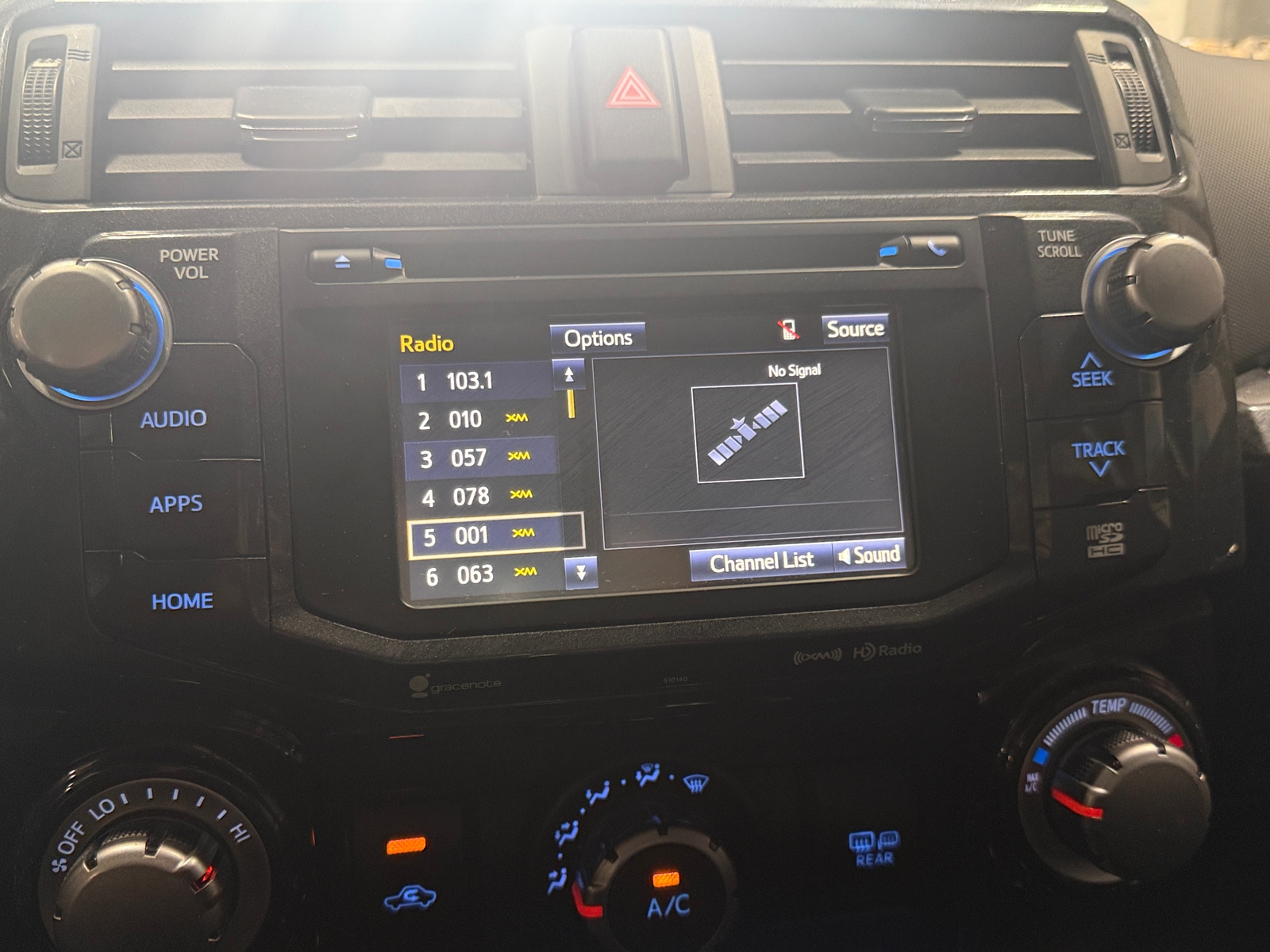 Thumbnail: 2018 Toyota 4Runner - 4