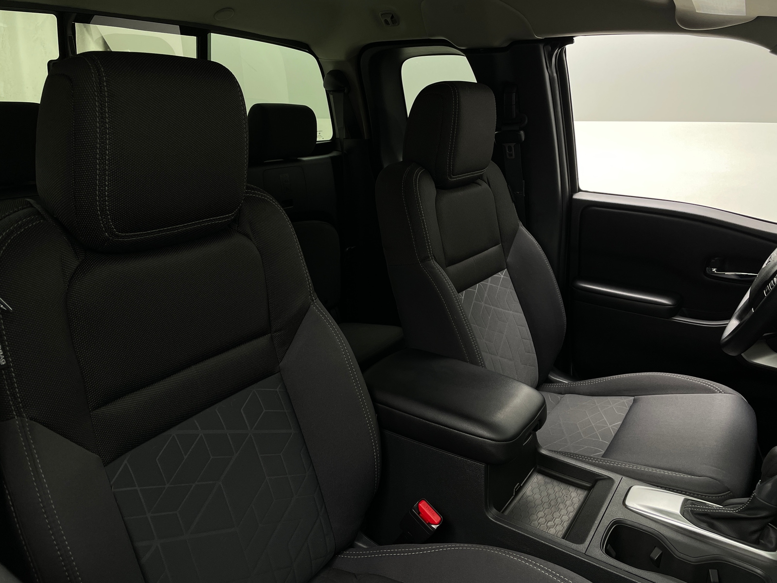 Thumbnail: 2025 Nissan Frontier - 2