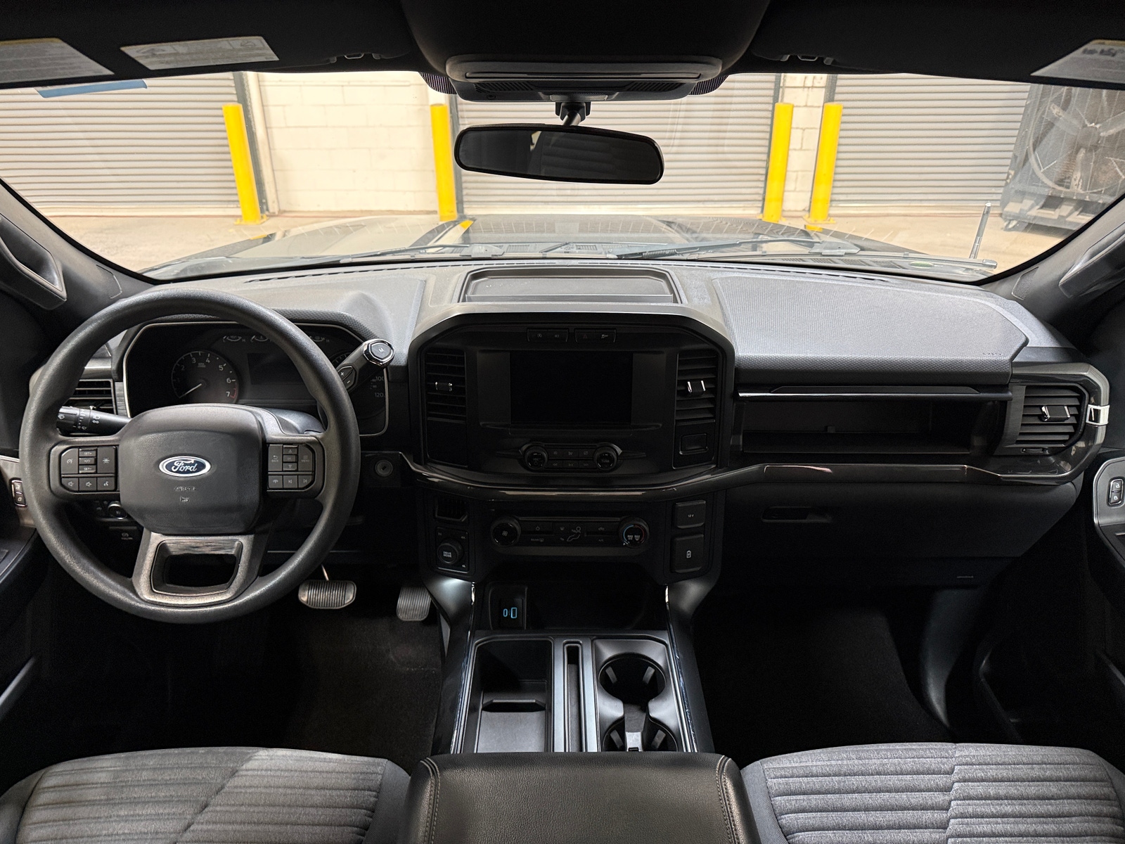 Thumbnail: 2021 Ford Econoline - 3