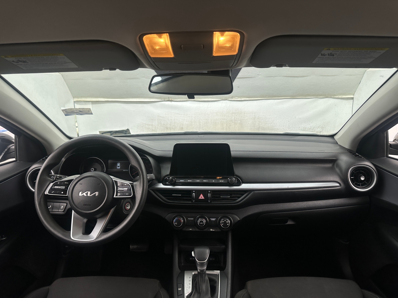 Thumbnail: 2022 Kia Forte - 3
