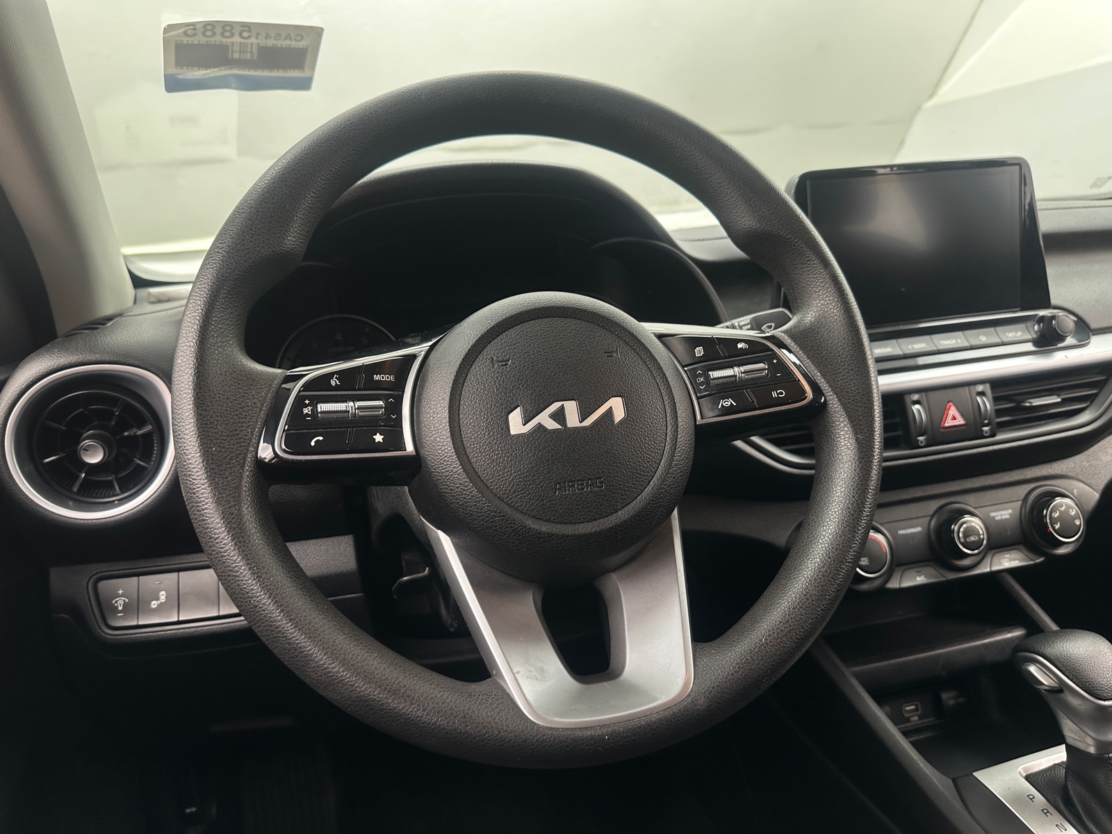 Thumbnail: 2022 Kia Forte - 5