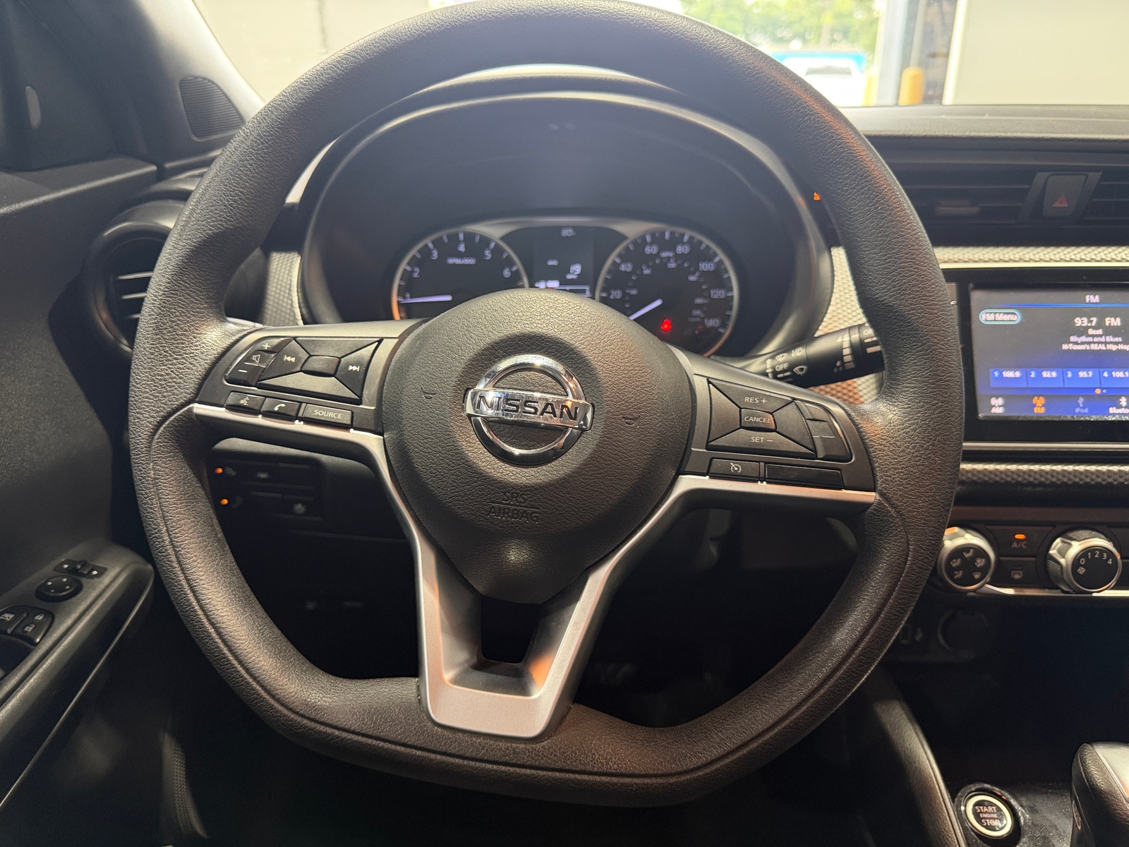 Thumbnail: 2020 Nissan Kicks - 5
