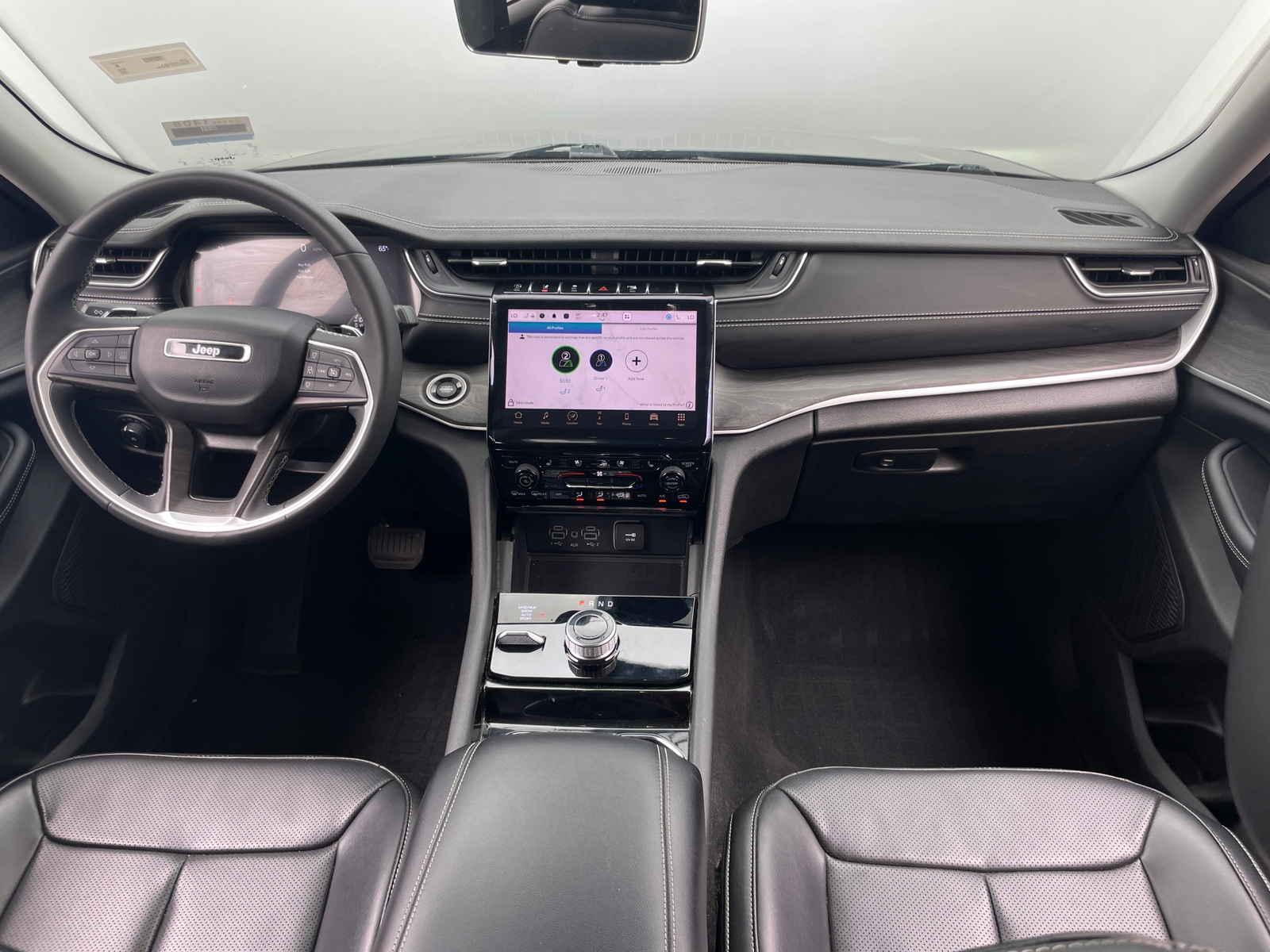 Thumbnail: 2023 Jeep Grand Cherokee L - 2