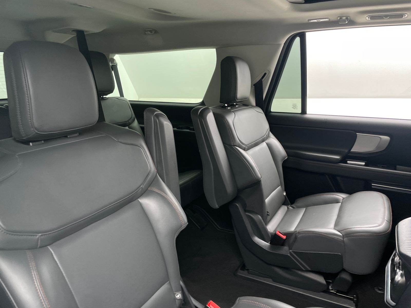 Thumbnail: 2025 Ford Expedition MAX - 6