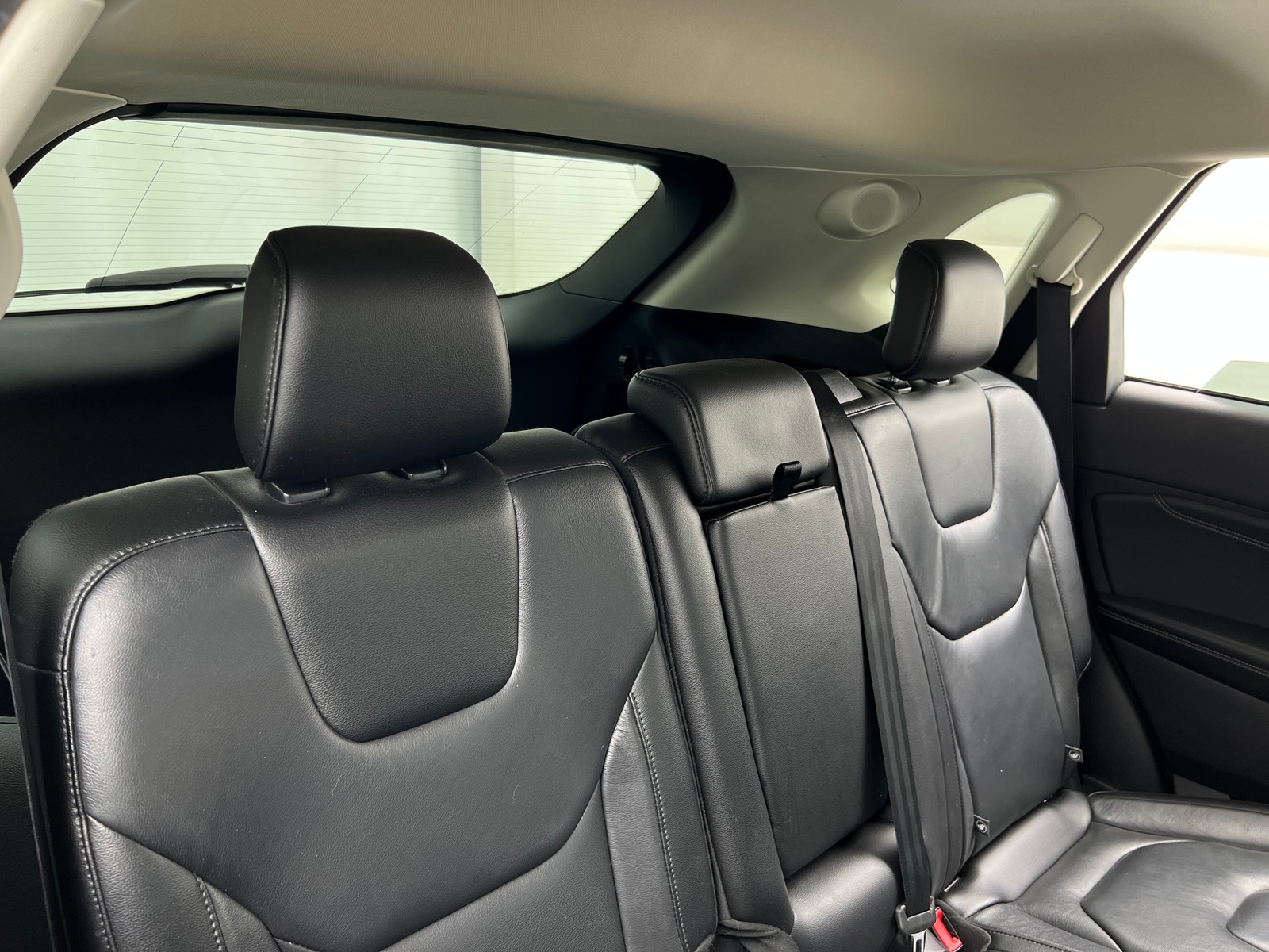 Thumbnail: 2020 Ford Edge - 5