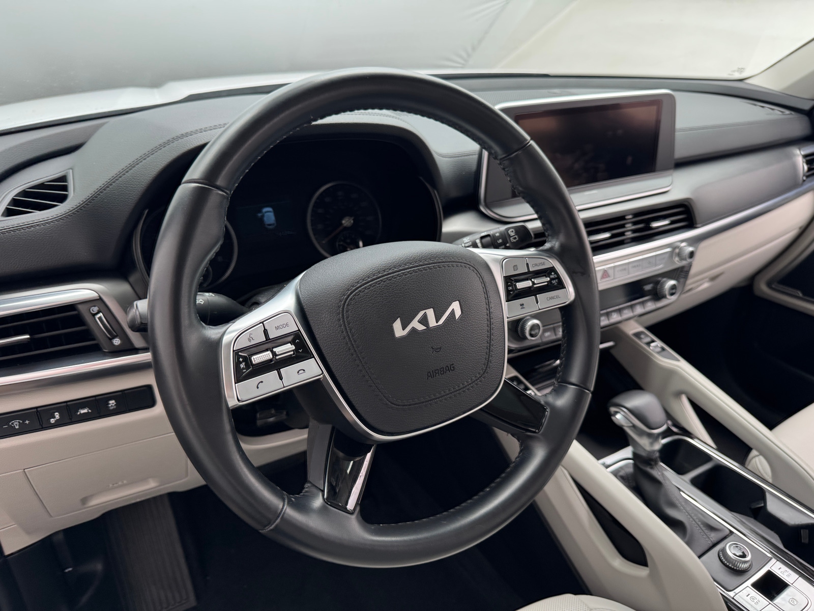 Thumbnail: 2022 Kia Telluride - 4